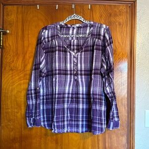 Purple plaid top